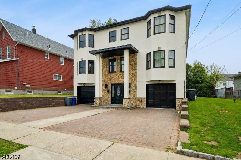 Exceptional newer construction side by side duplex built in 2007 offering the perfect blend of modern design, strong investment potential, and pride of ownership.