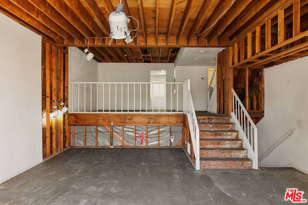 4622   Glencoe Ave 2BR Marina Del Rey La