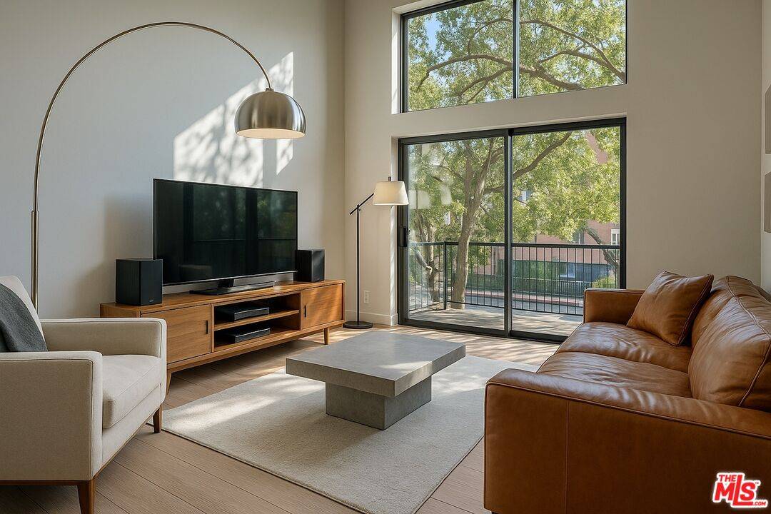 980   Granville Ave 2BR Brentwood La