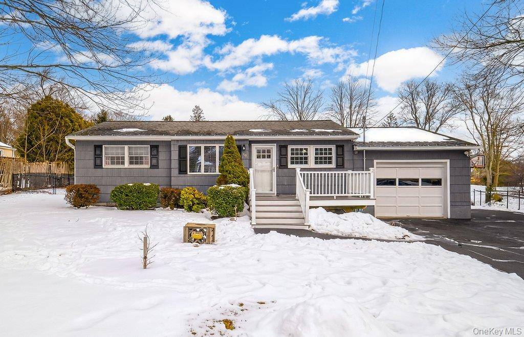 Welcome to 60 Pleasant Drive !