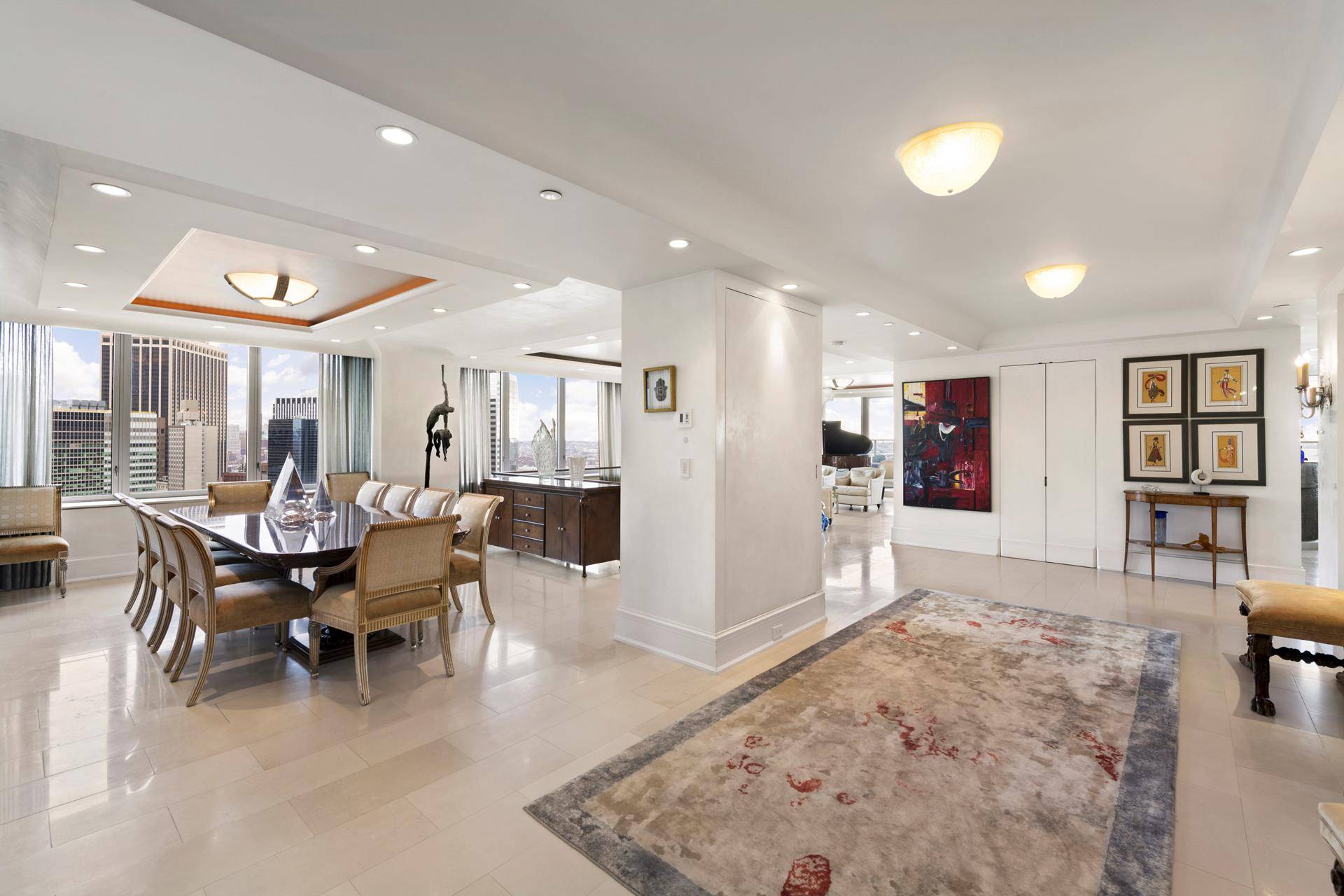 Introducing the Penthouse at 10 West Street With its palatial proportions, panoramic views and perfect location in the heart of Battery Park City, The Penthouse at 10 West Street balances ...