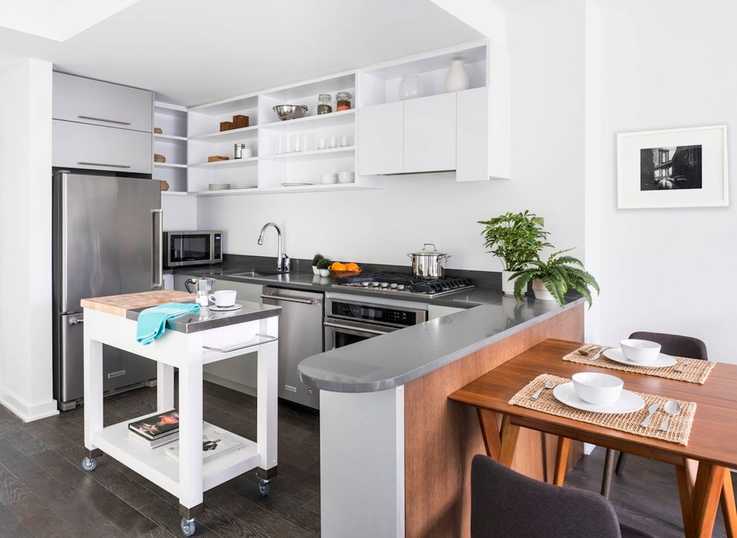 Sunny 2 Bedroom home with 2 Full baths.