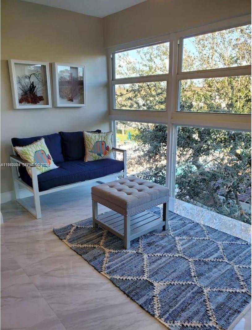 Beachside living at its best !