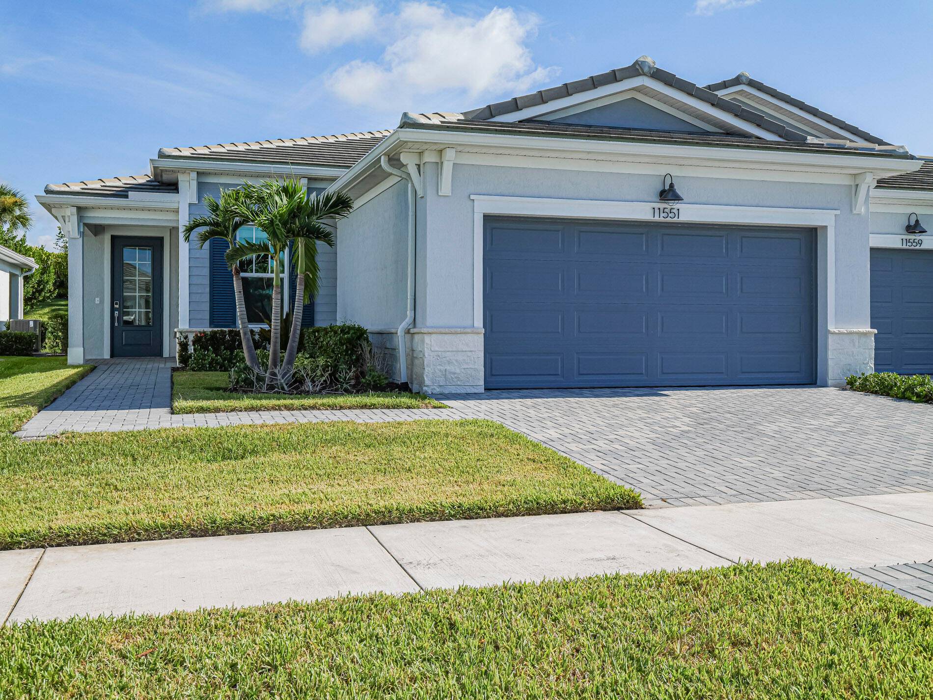 Live your best Florida life in this sunny 2 bed flex room, 2 bath villa in a vibrant 55 resort style community !