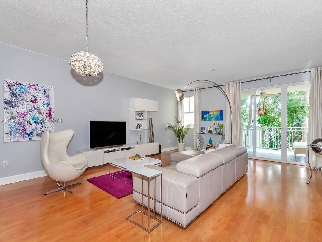 Beautiful and spacious 3Br, 2.