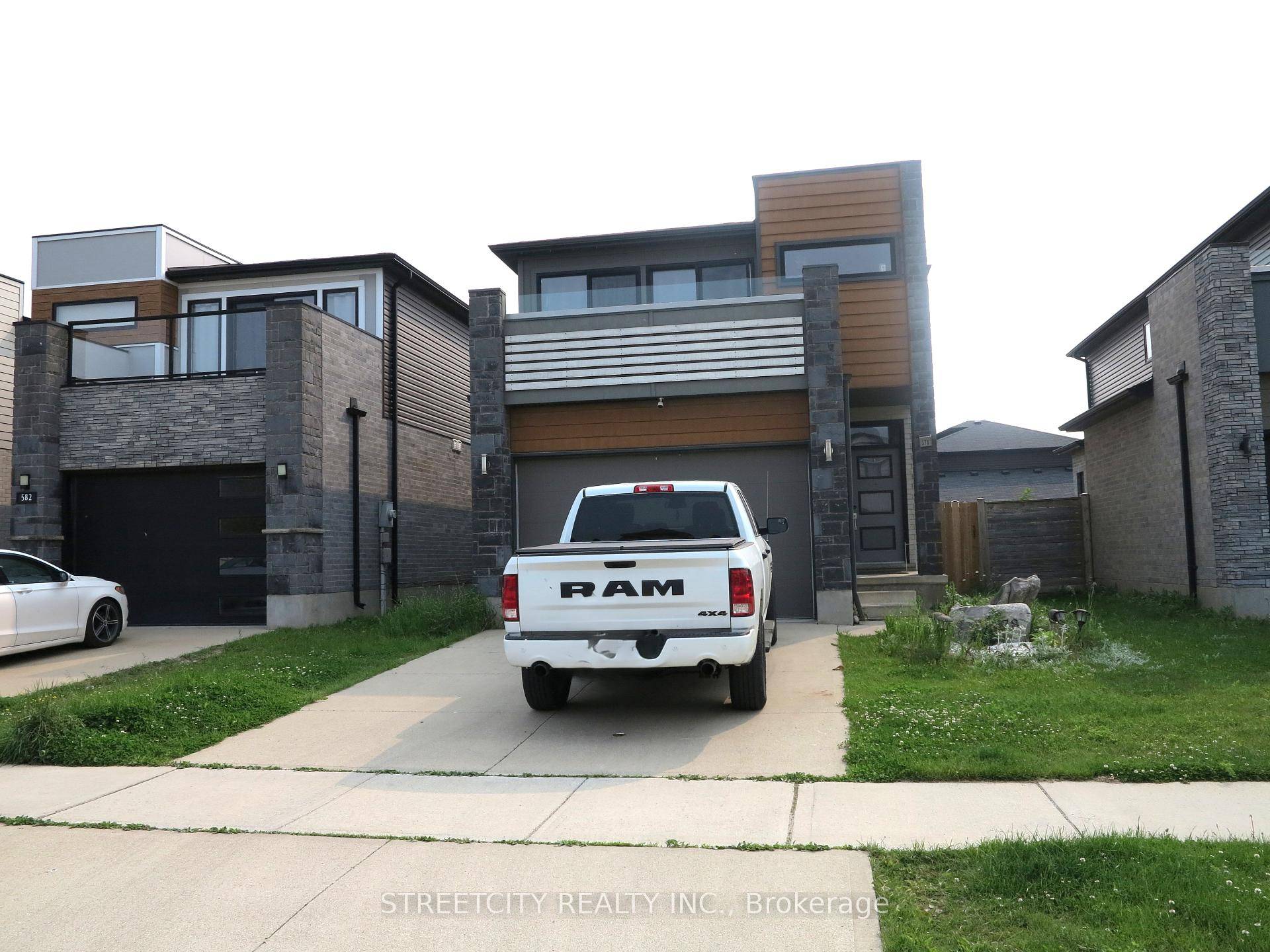 Welcome to this stunning, contemporary 3 bedroom, 2.