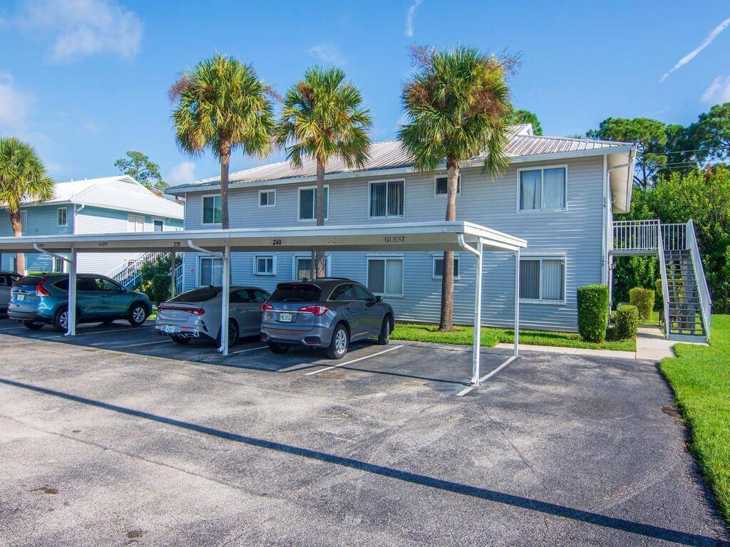 Beautiful location ! Second floor unit with no one above you !
