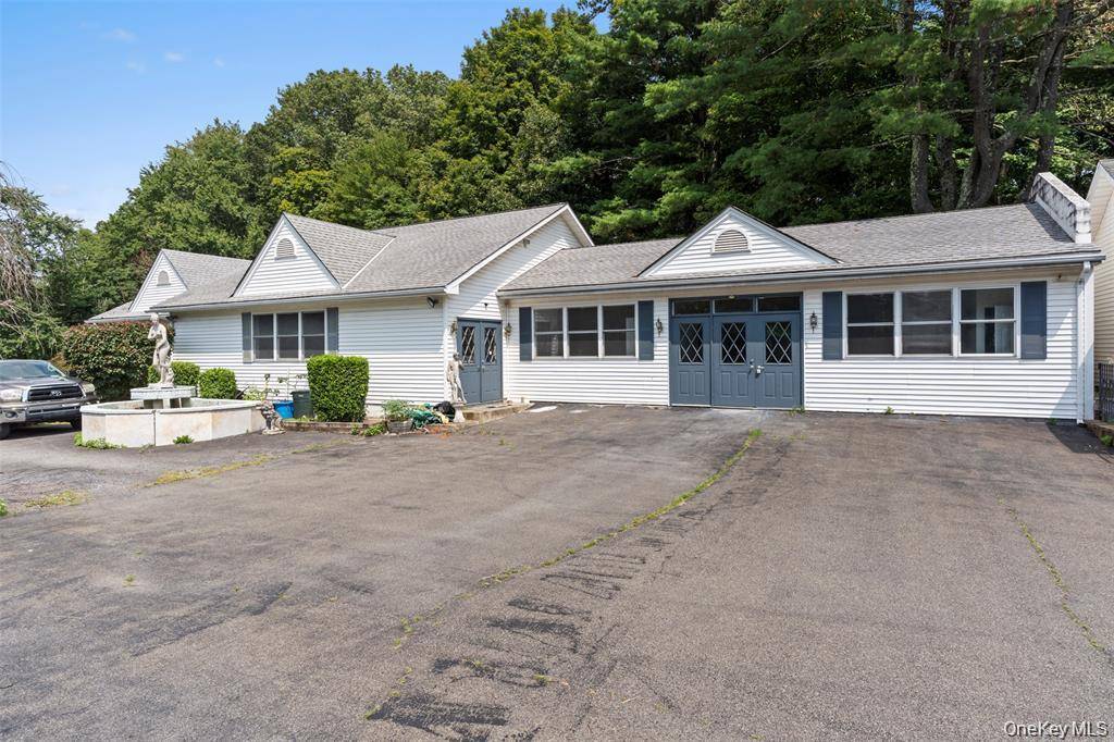 Opportunity opportunity opportunity Opportunity on 9W Broadway in Ulster Park Rare chance to acquire a below market, mixed use property with strong live work and development potential.