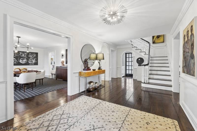 Offering peace, privacy, and plenty of room to move, this spacious 6 bedroom 4 full bath and 2 half bath home is fully upgraded with modern luxury finishes and custom ...