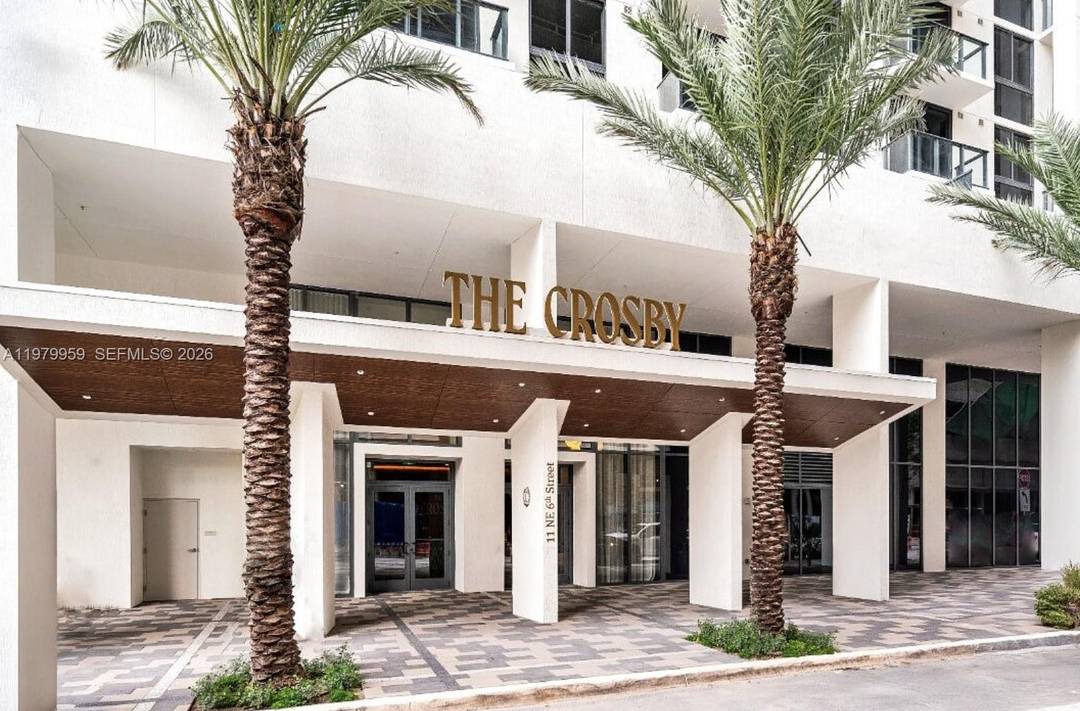 Experience elevated city living in this turnkey, fully furnished 1 bedroom, 1 bath residence at The Crosby Miami Worldcenter in the heart of Downtown Miami.