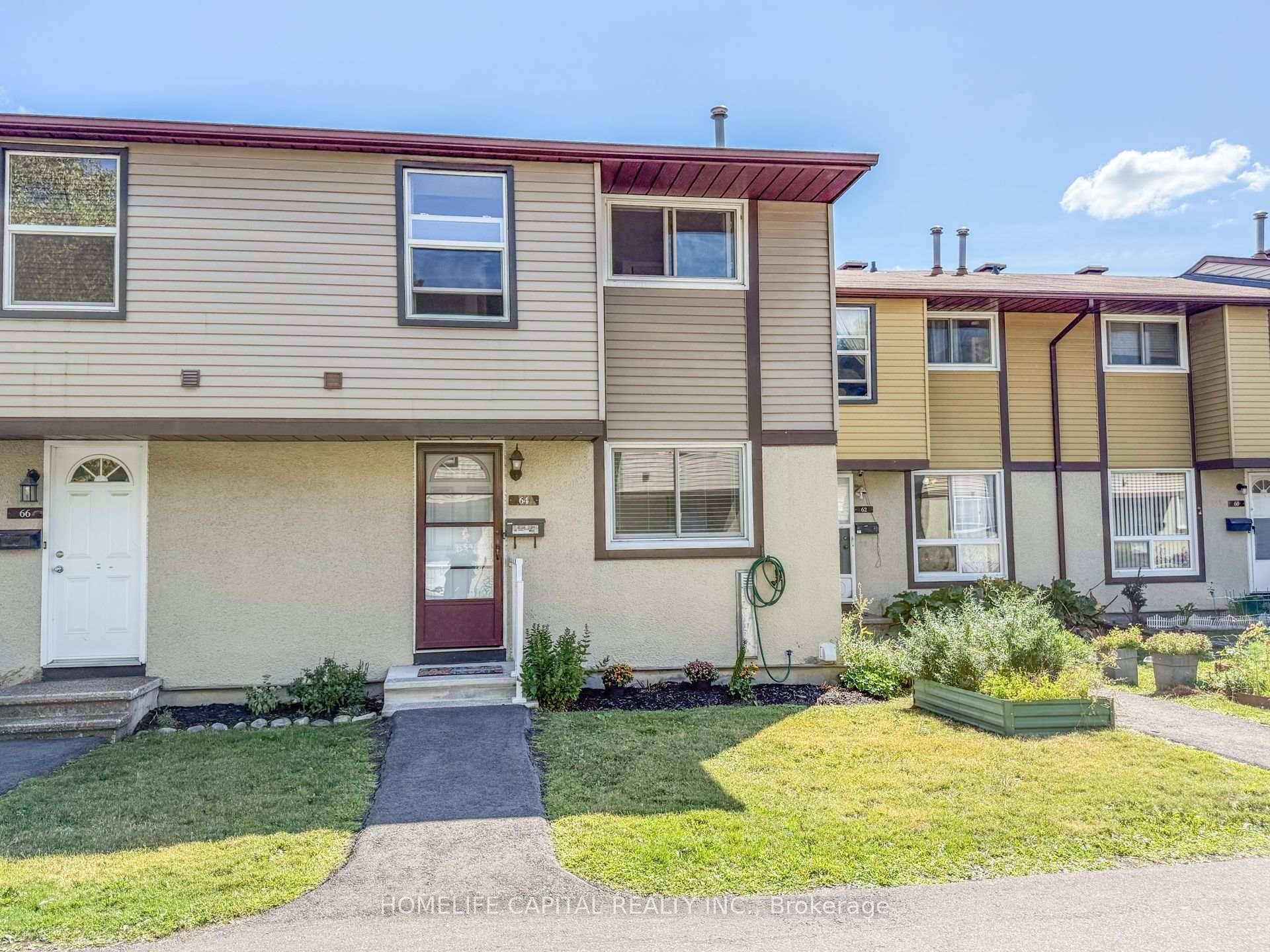 Plenty of natural light in this 3 bed 1.