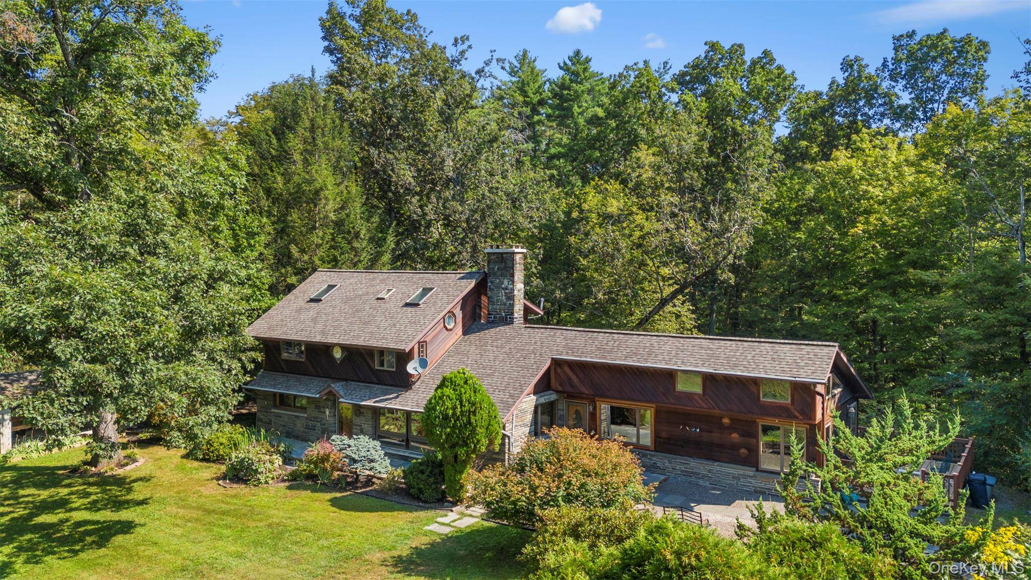 Welcome to Blues Quarry where tucked away tranquility meets ''close to everything'' convenience in the heart of Woodstock, NY.