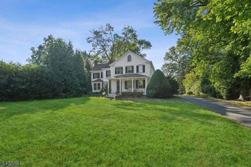 Welcome to this charming suburban Victorian farmhouse !