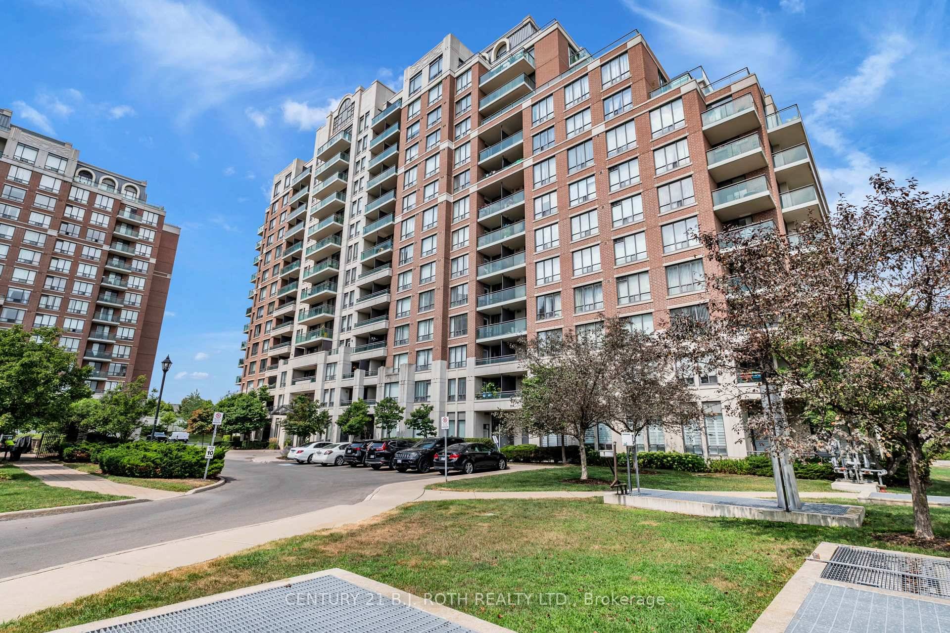 Welcome to The Vineyards, nestled in the sought after Yonge and 16th area of Richmond Hill.