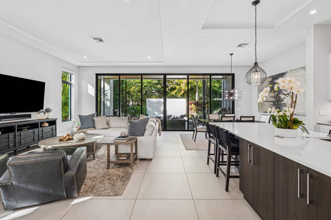 Introducing a masterpiece of coastal living, quality constructed 3, 106 square foot 3 bedroom, 3.