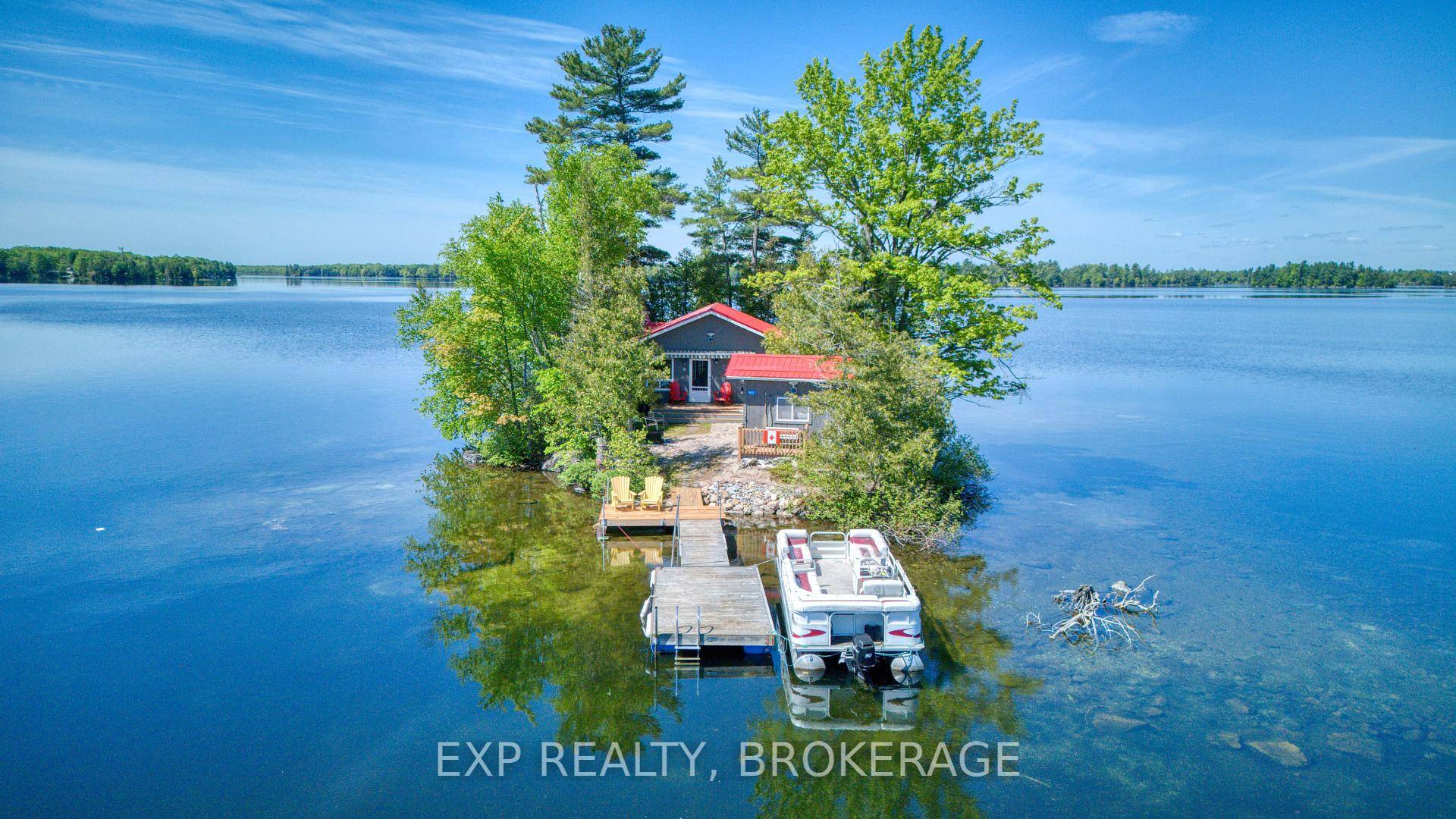 Private Island Retreat on Sharbot Lake !