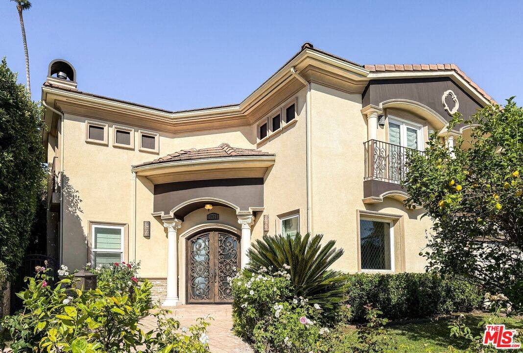11925   Charnock Rd 5BR Marina Del Rey La