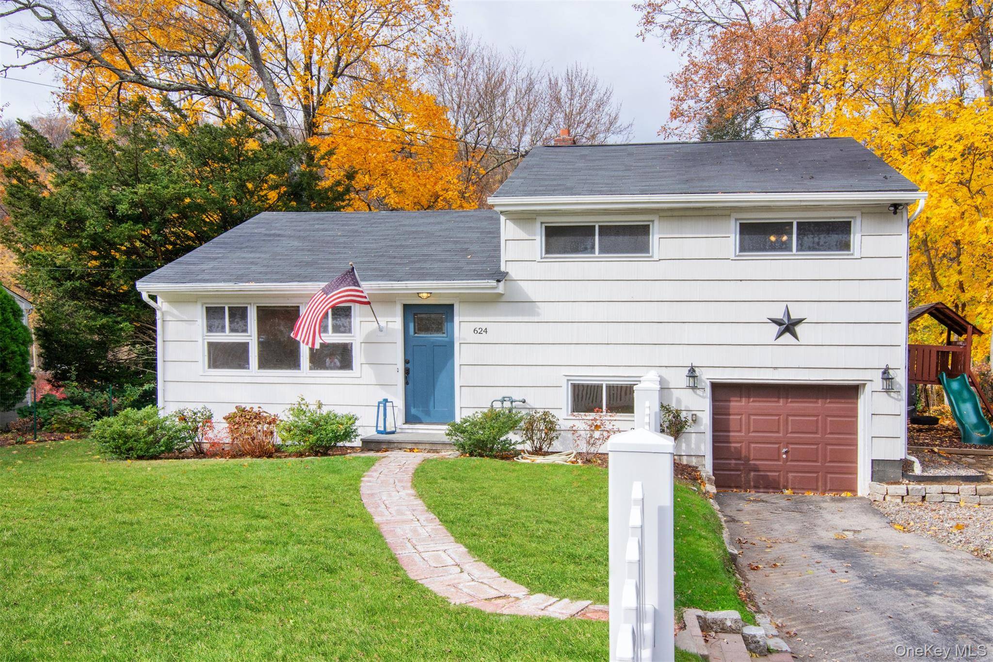 Beautifully set between the Villages of Pleasantville and Chappaqua, this charming, well maintained split level home offers the perfect blend of comfort, convenience, and community.