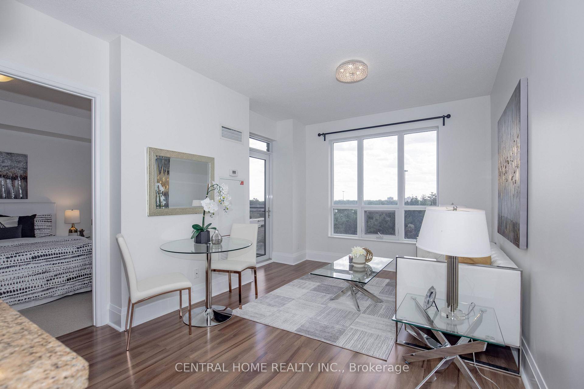 Luxury Tridel Building In The Heart Of North York.