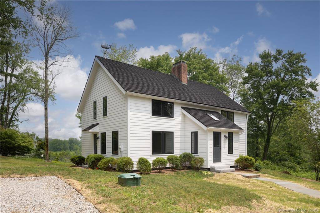Welcome to this impeccably furnished modern farmhouse rental, where no expense has been spared in its complete transformation.