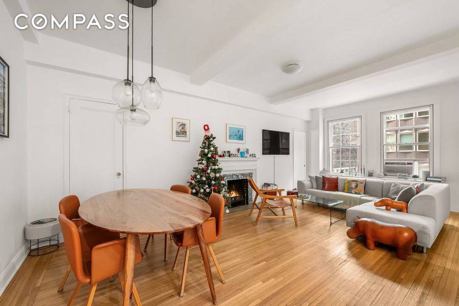 Welcome to an exquisite urban retreat located at 77 Park in the heart of Manhattan.