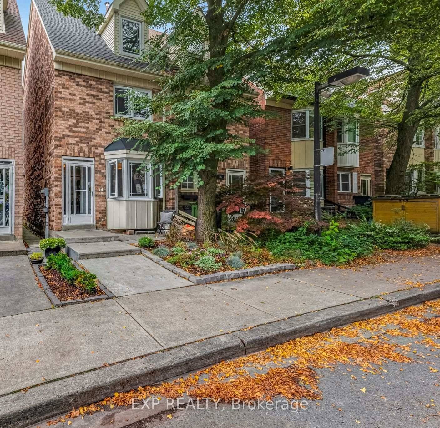 Welcome to 14 Lount Street !