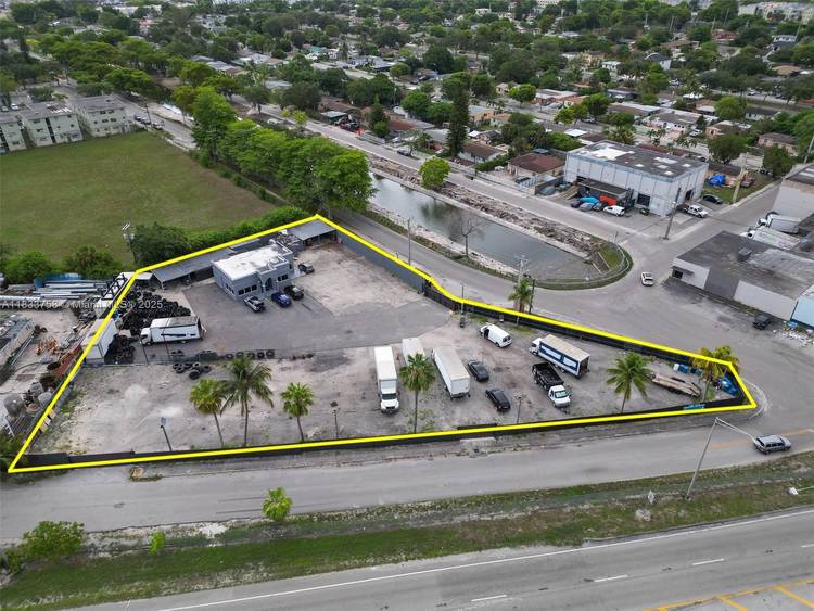 La Premiere Realty is proud to present 2695 NW 141st Street, located in the heart of Opa Locka.