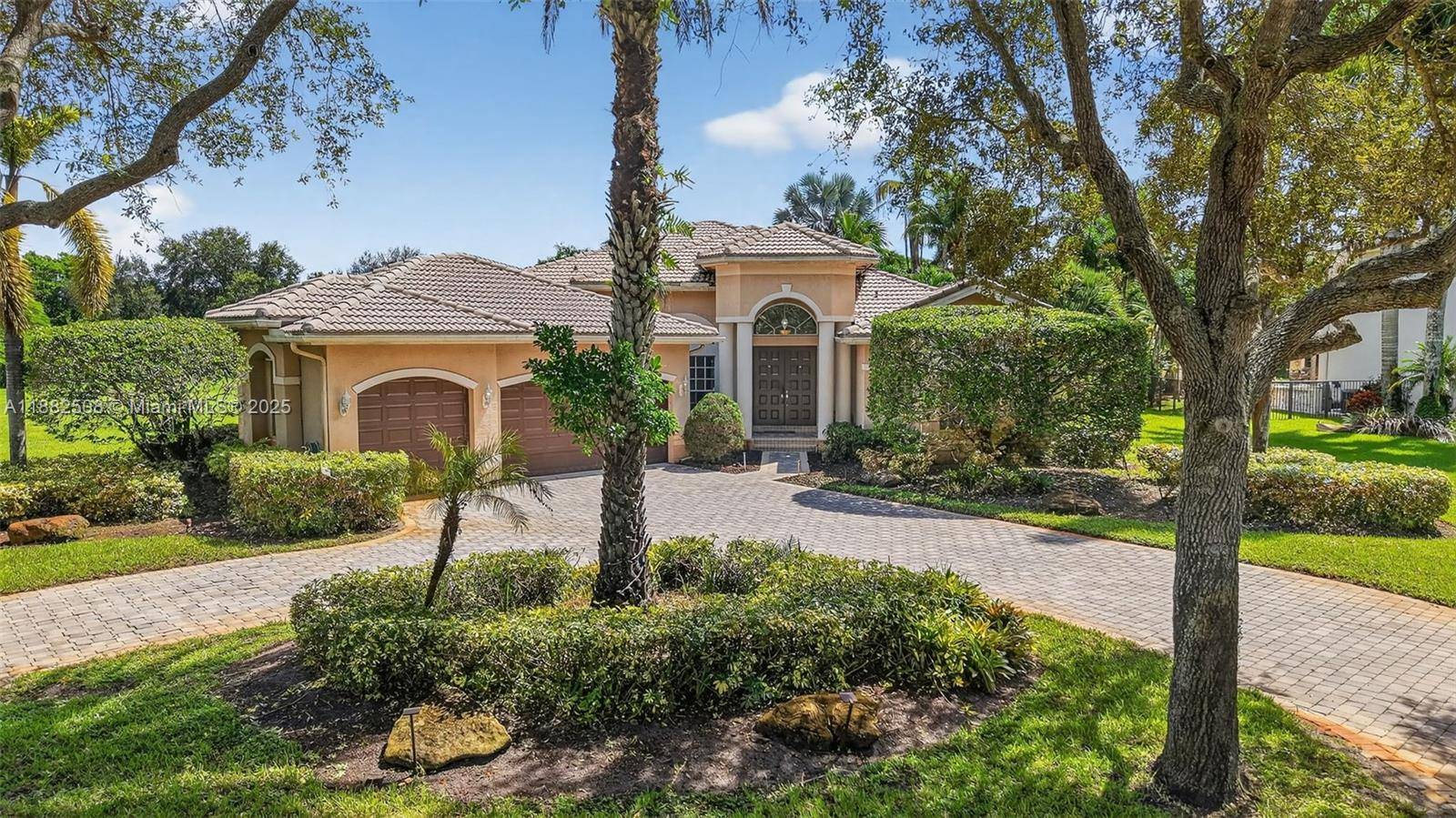 Amazing potential in this one story triple split 5BR 3BA home with Florida room offers nearly 4, 000 sq ft of living space on a deep builder s acre in ...