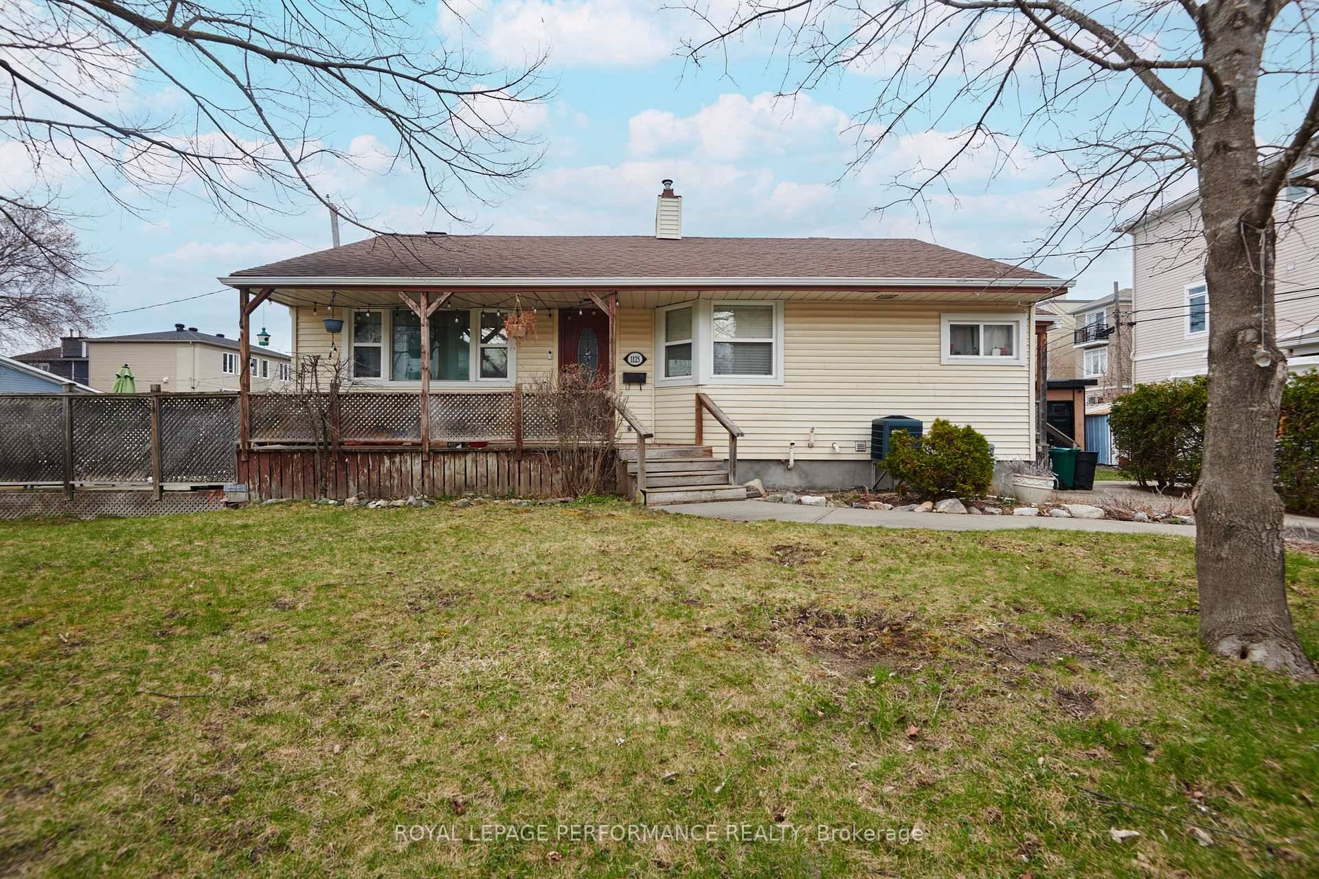 Duplexed Bungalow in central Heron Park neighborhood.