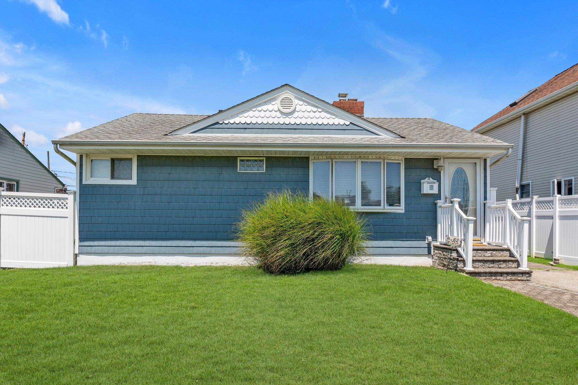 This beautifully updated ranch home is perfectly situated in South Freeport near the Nautical Mile.