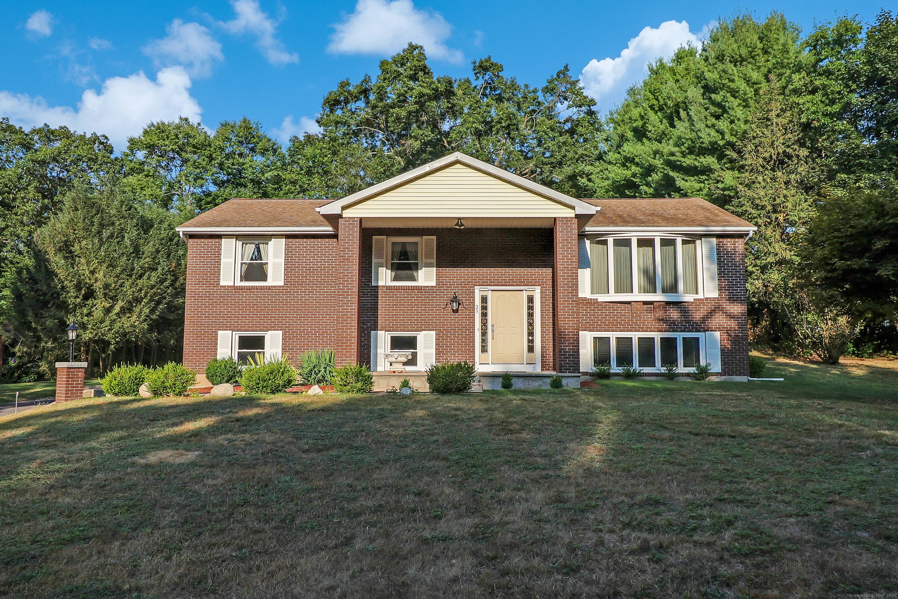 Well maintained ranch in great condition.