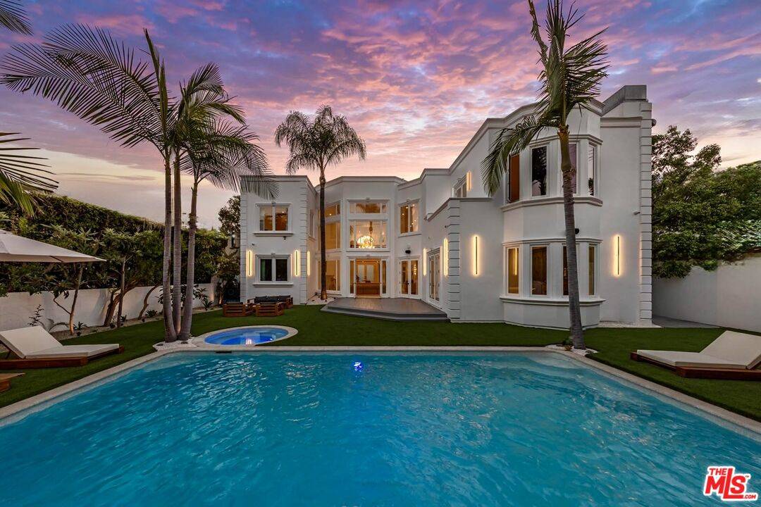 504 N Elm Dr 6BR Beverly Hills Post Office | B.H.P.O. La