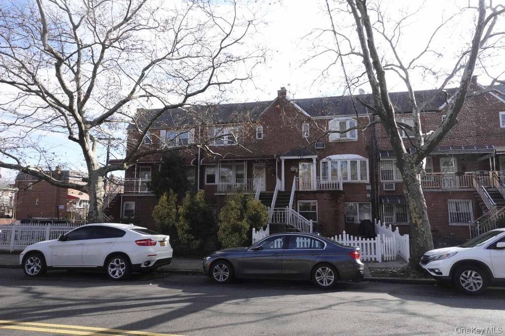 Call Listing Agent !