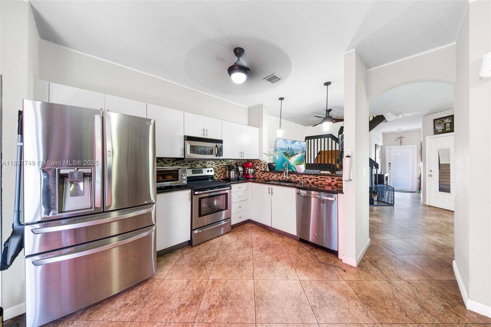 Light filled Spacious 4BD 2.