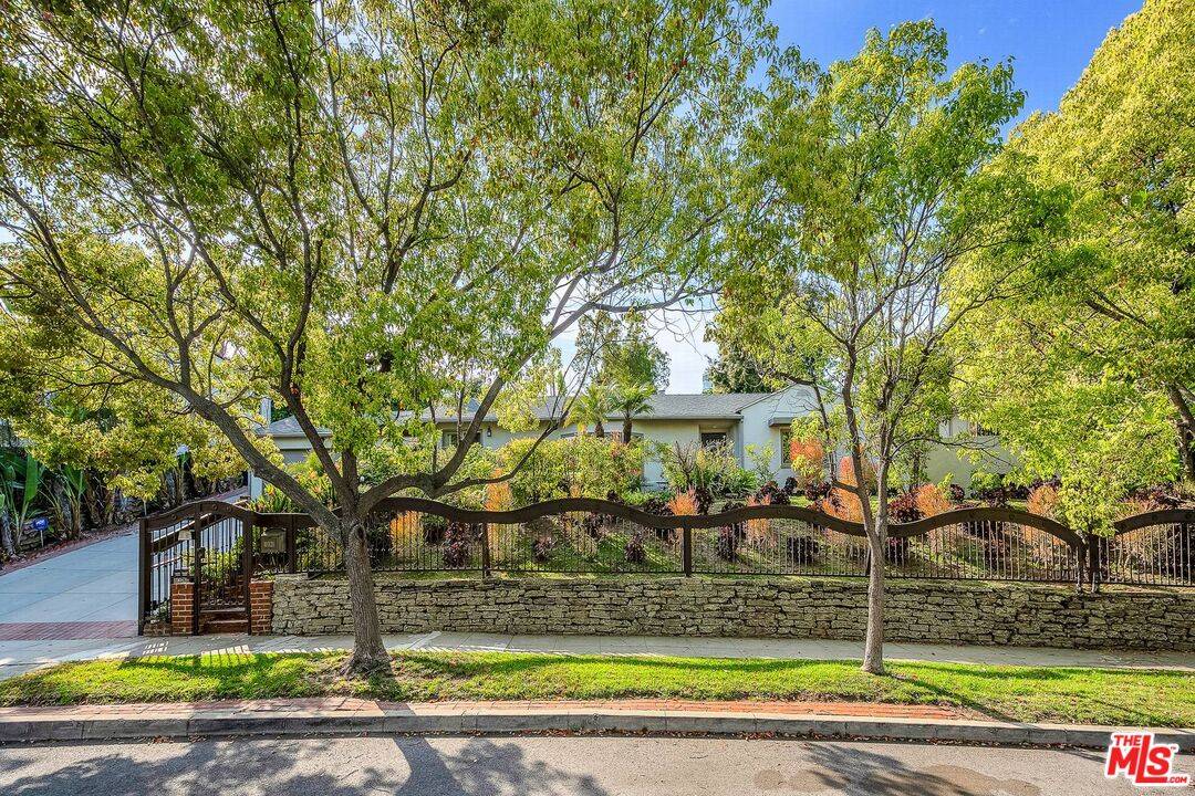 10321   Rochester Ave 4BR Westwood La