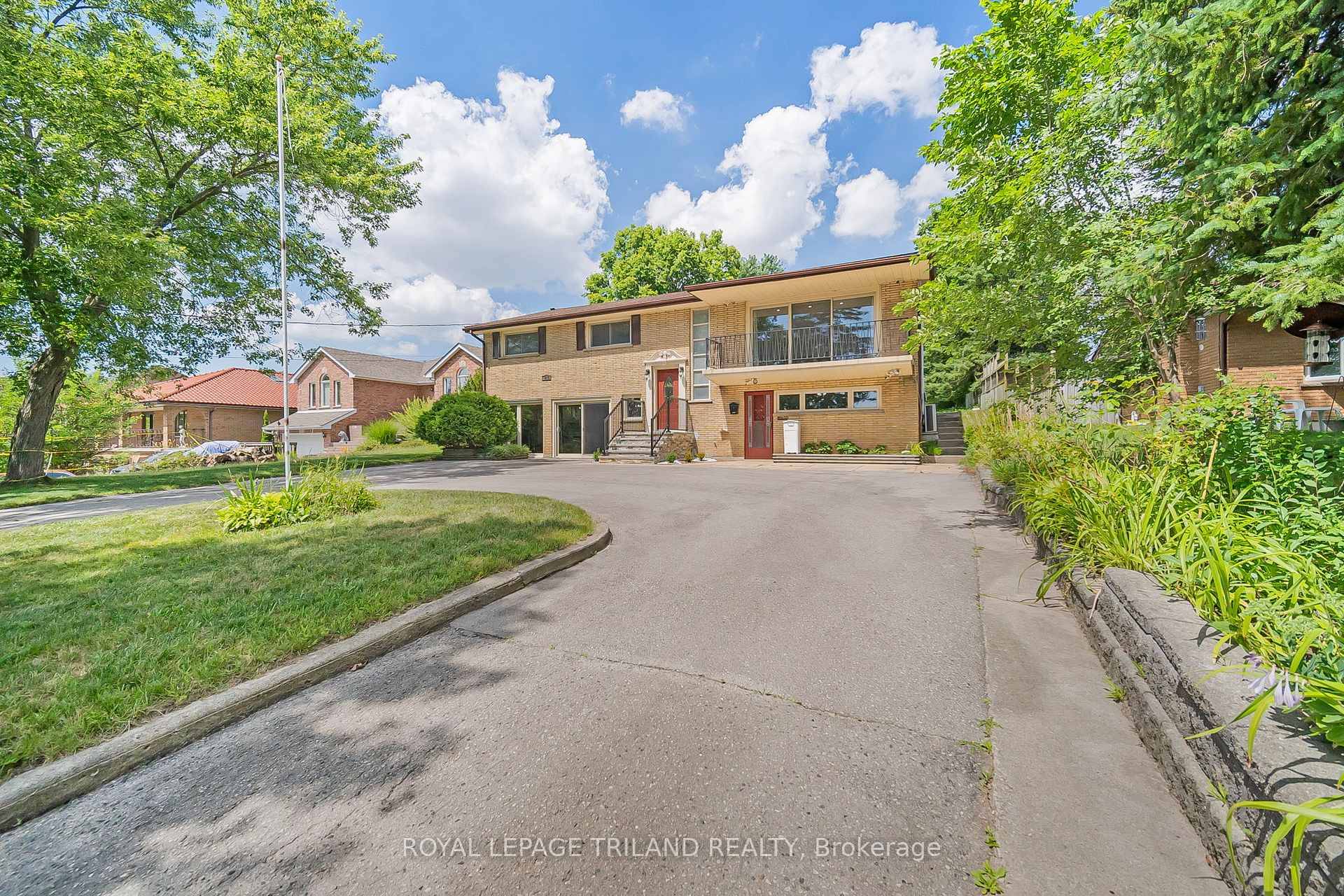 A Perfect Balance of Space, Lifestyle, and Income All in One Home !