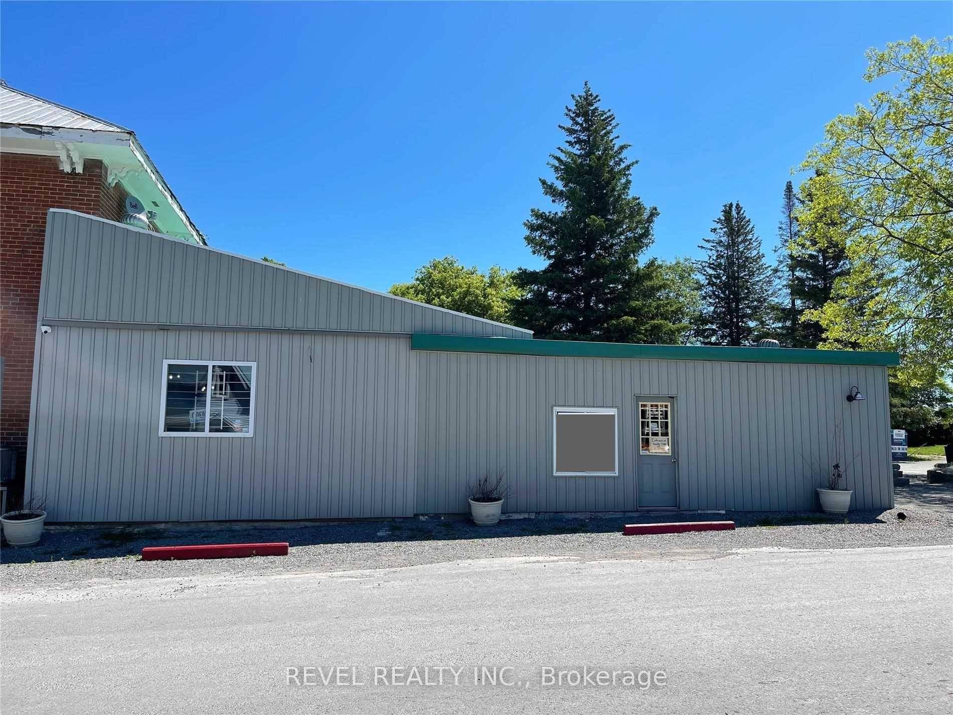 Little Britain Storefront Space For Lease In Valentia.