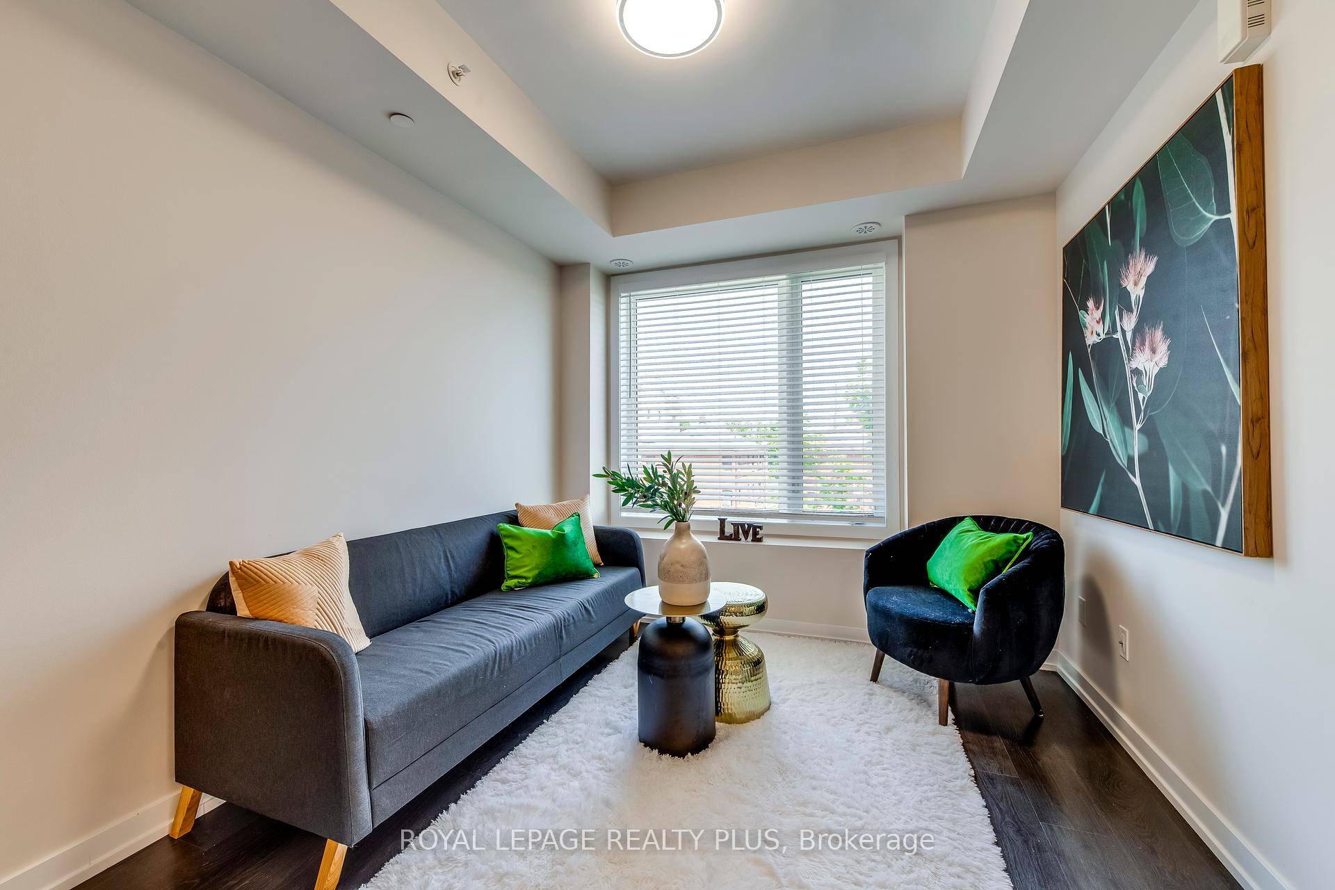 Modern 3 Storey Condo Townhome in Prime Mimico Welcome to this bright and spacious 2 bedroom, 2.