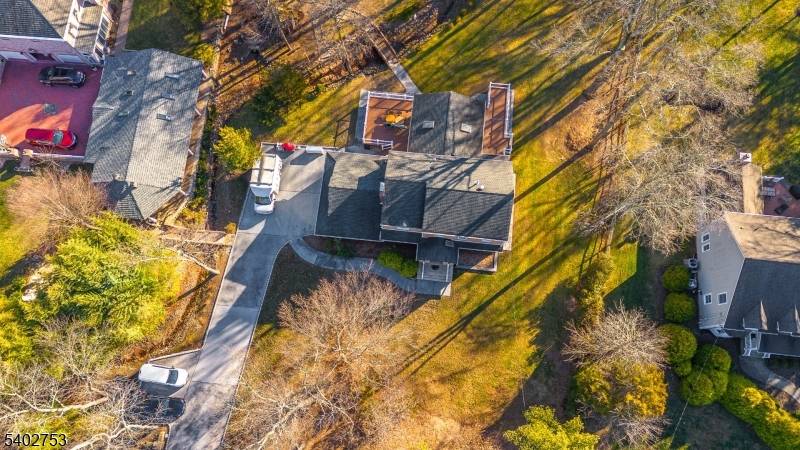 Beautiful 4 Bedroom Home for Rent in Watchung !