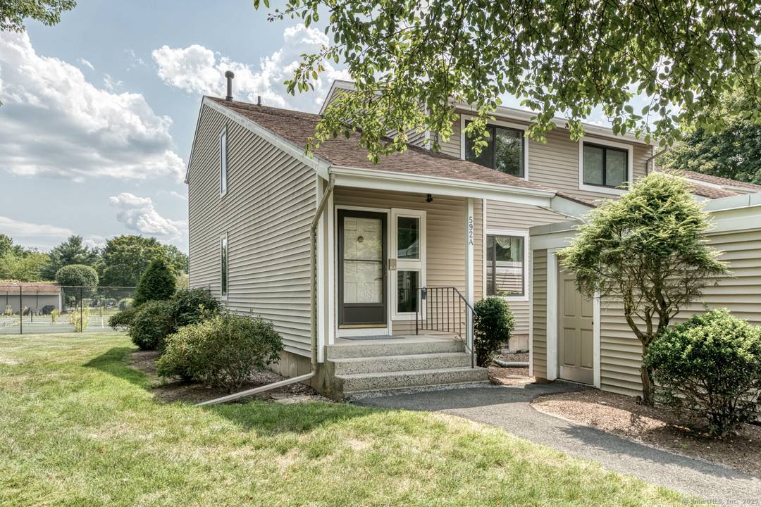 Welcome to one of West Hartford's most desirable communities where comfort, convenience, and value come together !