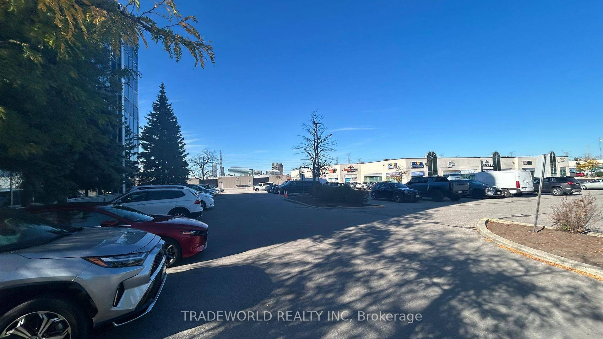 Lease Units 107 amp ; 108, 3950 14th Avenue, Markham, Ontario, A Spacious Main Floor Professional Office Condo In The Heart Of Markham's Vibrant Milliken Mill West Ideally Located Near ...