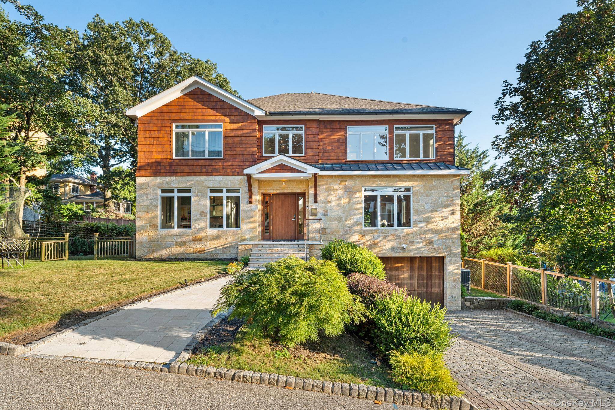 Customized over the past 10 years, this 5 bedroom, 4 full bath, 2 half bath residence blends elegance, comfort, and cutting edge technology in one of Westchester s most desirable ...
