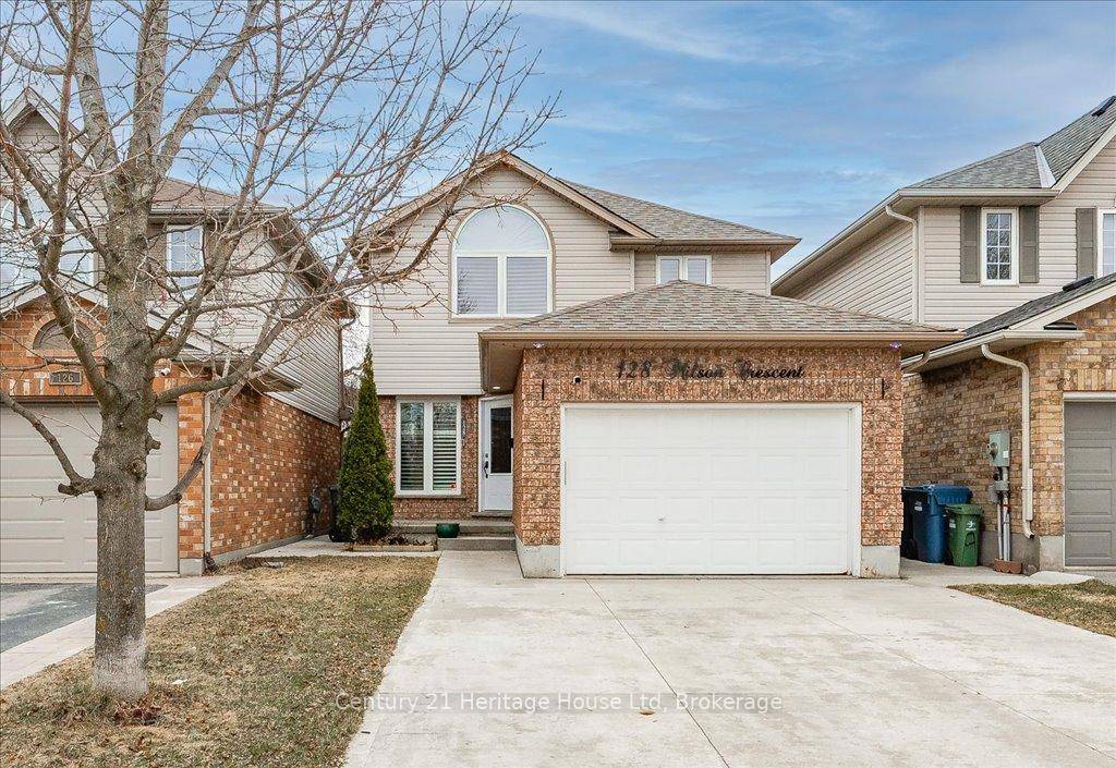 A perfect location with a legal one bed basement apartment !