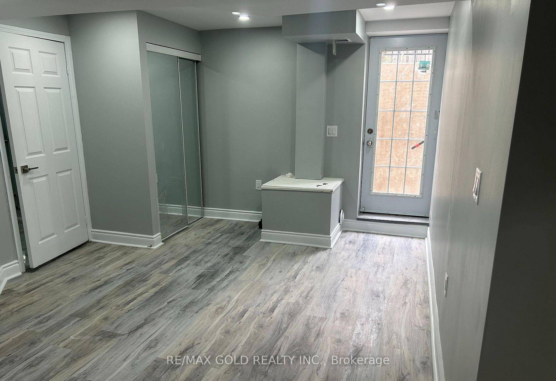 Gorgeous 2 Bedroom Brand New Legal Basement At One Of The Best Location In Brampton.