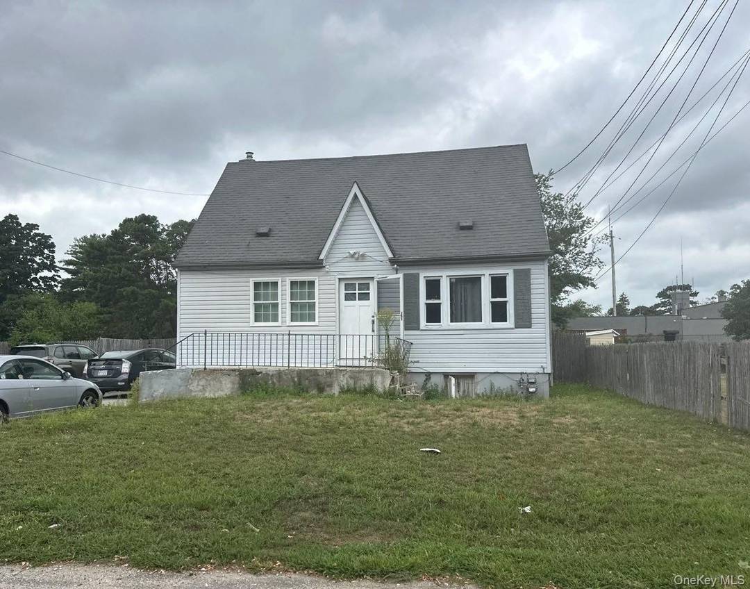 Cape Style Home. This Home Features 4 Bedrooms, 2 Full Baths, Formal Dining Room amp ; 2 Car Garage.