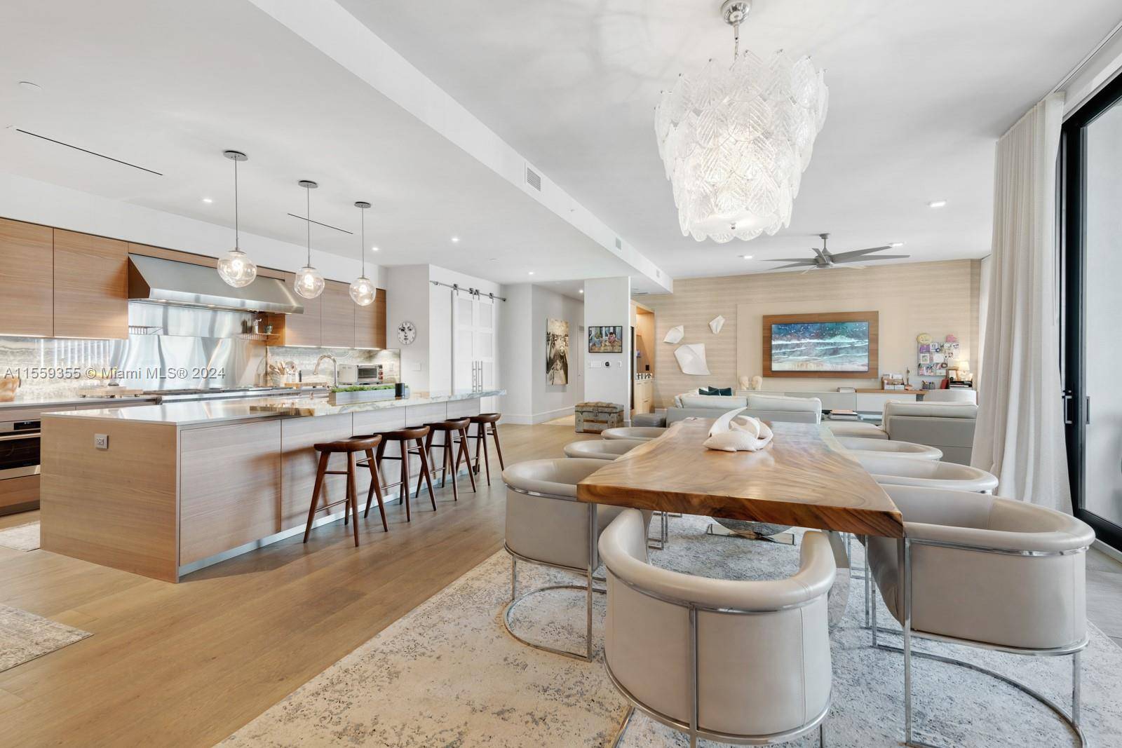 The Fairchild Coconut Grove is the epitome of private luxury Bayfront living in the most sought after neighborhood in Miami.