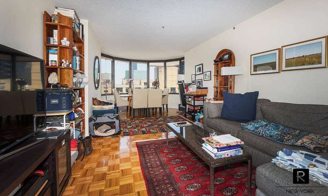 Convenient Murray Hill location.