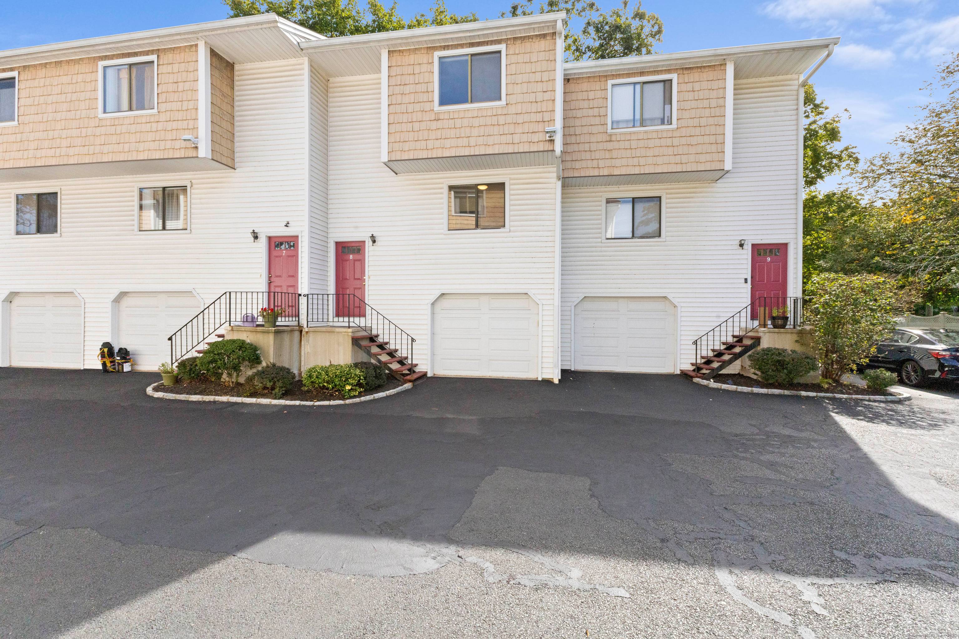 Starting out or downsizing ?
