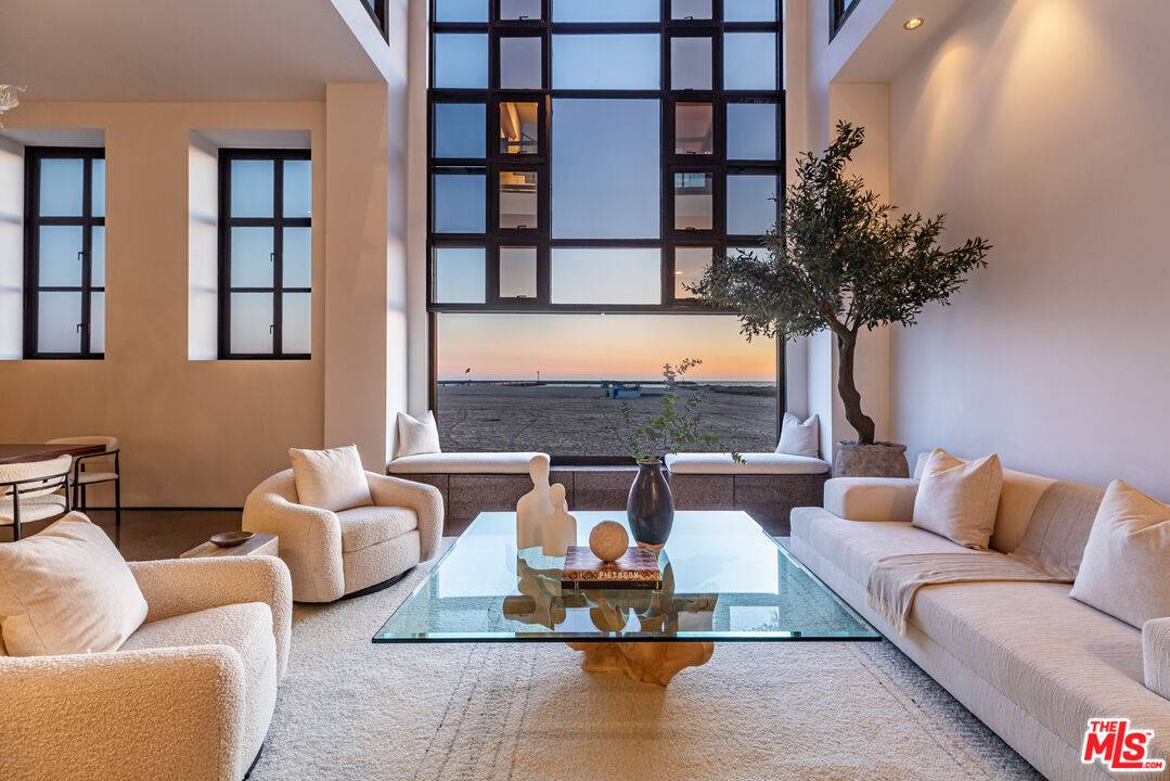 4 Yawl St 4.0 Marina Del Rey LA