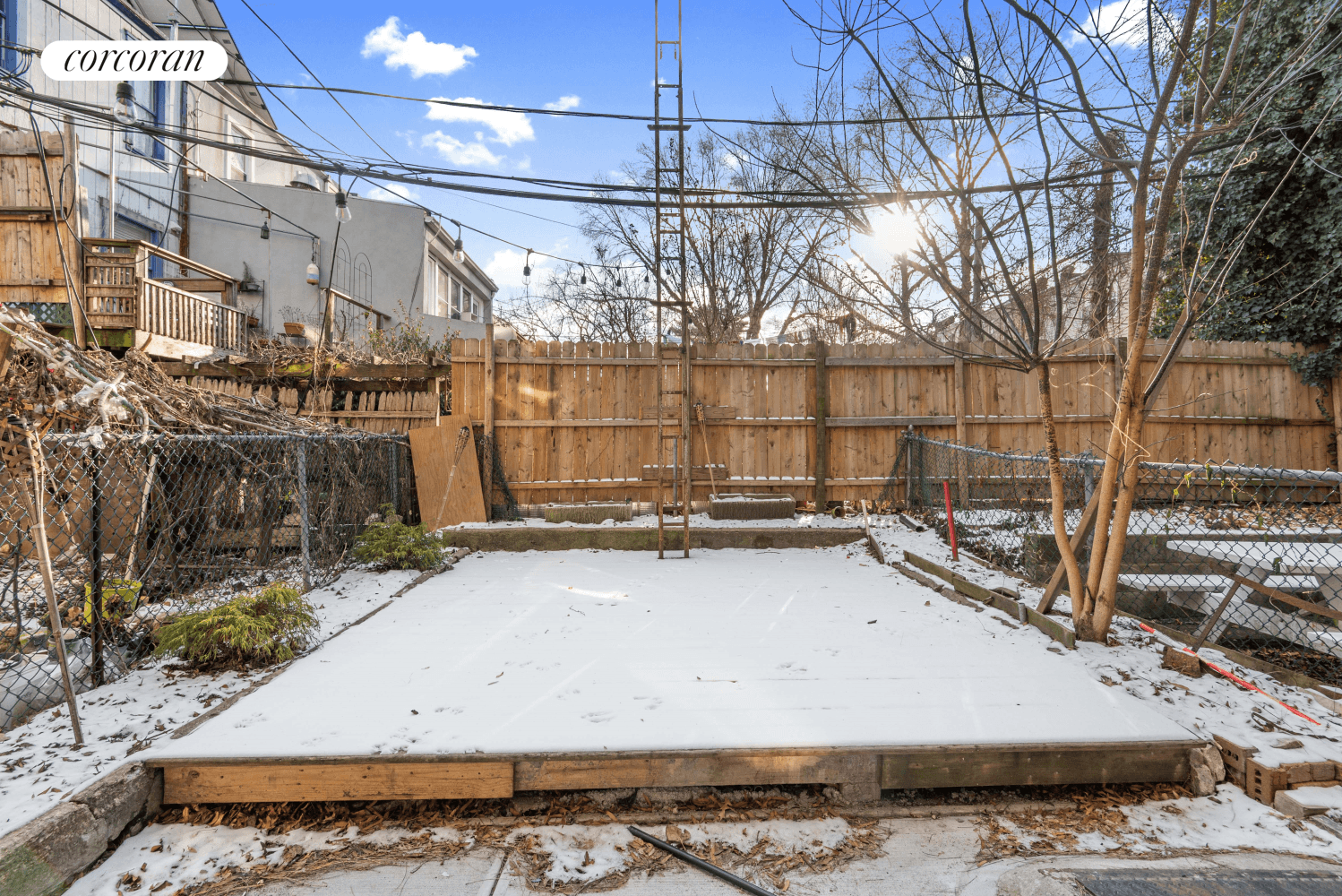 Garden floor through 1 bedroom with unique layout.